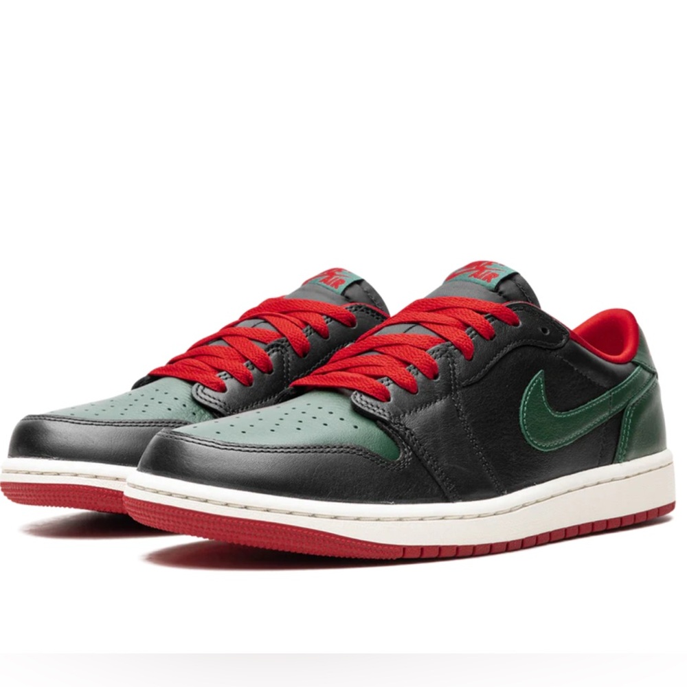Nike Womens Air Jordan 1 Retro Low Black and Green Athletic Shoes Size 8